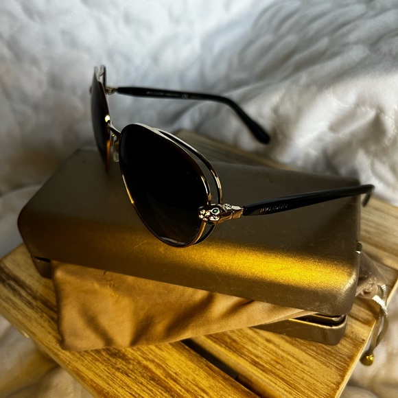 Authentic Bulgari sunglasses - Picture 3 of 8